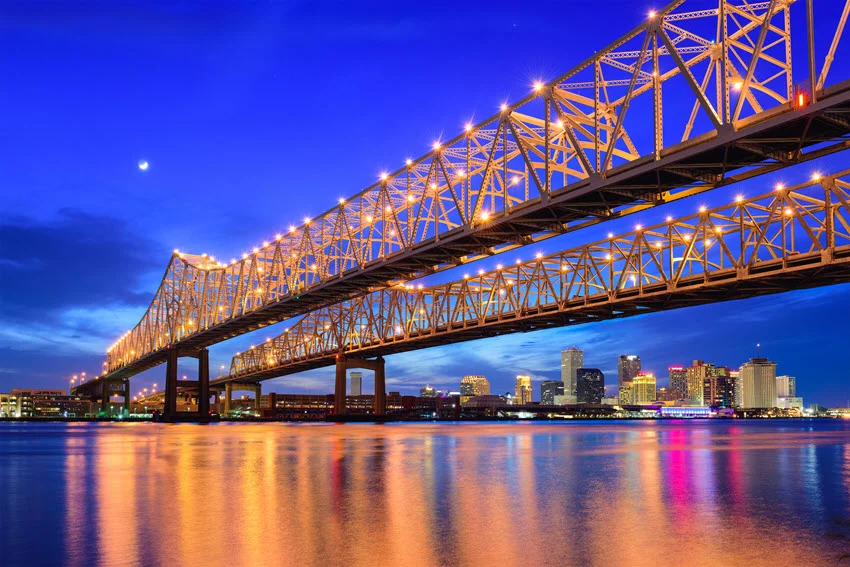 View of Crescent City Connection Bridge spanning the Mississippi River in New Orleans, Louisiana, USA.